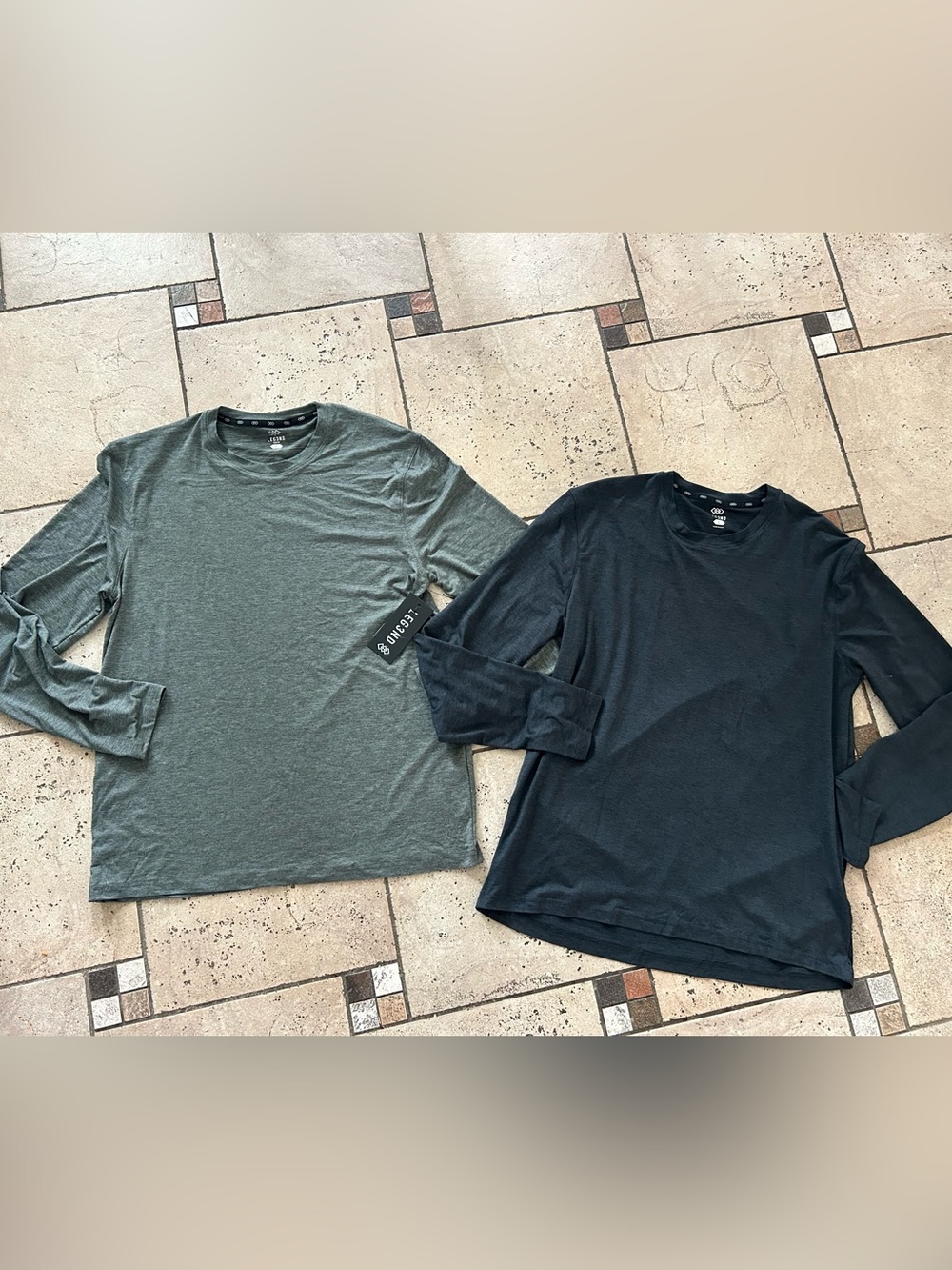 NWT Legend men’s ultra soft long sleeve Tshirt 2 pack size L